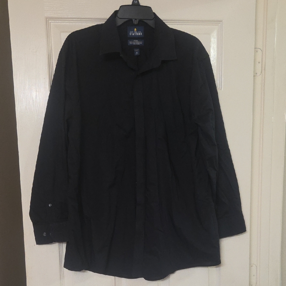 Stafford Men's Black Dress Shirt